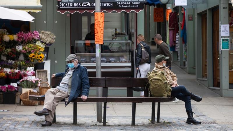 Dua juta pekerjaan: Kemungkinan biaya untuk mengakhiri cuti di Inggris terlalu&nbsp;dini