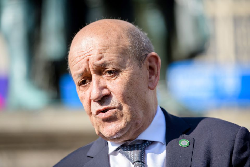 Prancis Melihat Adanya “Krisis” Atas Pembatalan Pemesanan Kapal Selam – Le Drian
