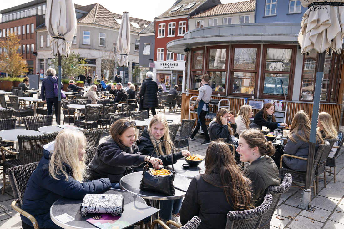 Denmark Menjadi Negara Uni Eropa Pertama Yang Mencabut Semua Pembatasan COVID 19 di Tingkat Domestik