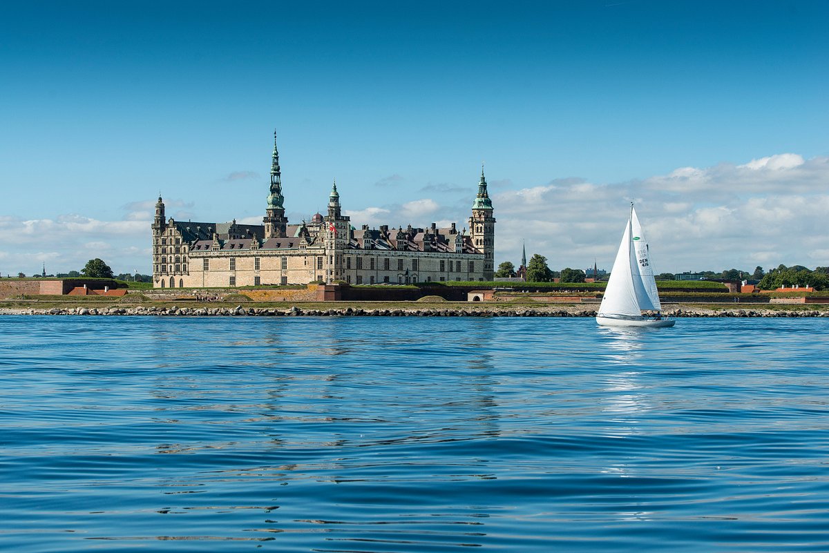 Kastil Kronborg, Helsingør: Kejayaan Renaisans, Strategi Maritim, dan Hamlet