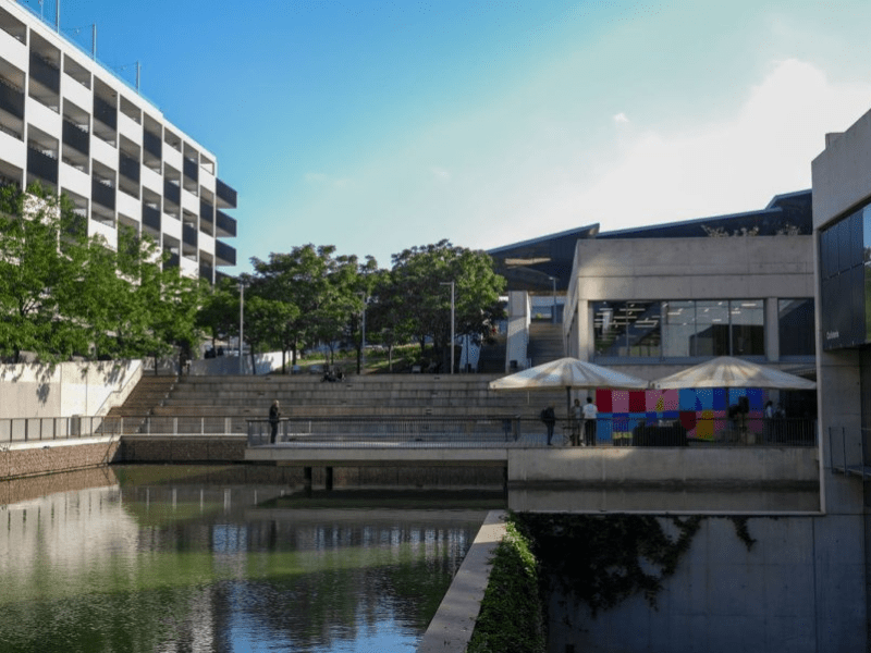 Jaringan Climate Shelters Nasional Spanyol: Strategi Baru Hadapi Gelombang Panas yang “Baru&nbsp;Normal”