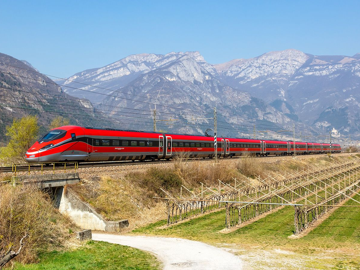 Berita Utama: Kebangkitan Jaringan Kereta Api Eropa dengan Lima Rute Kereta Baru di&nbsp;2026