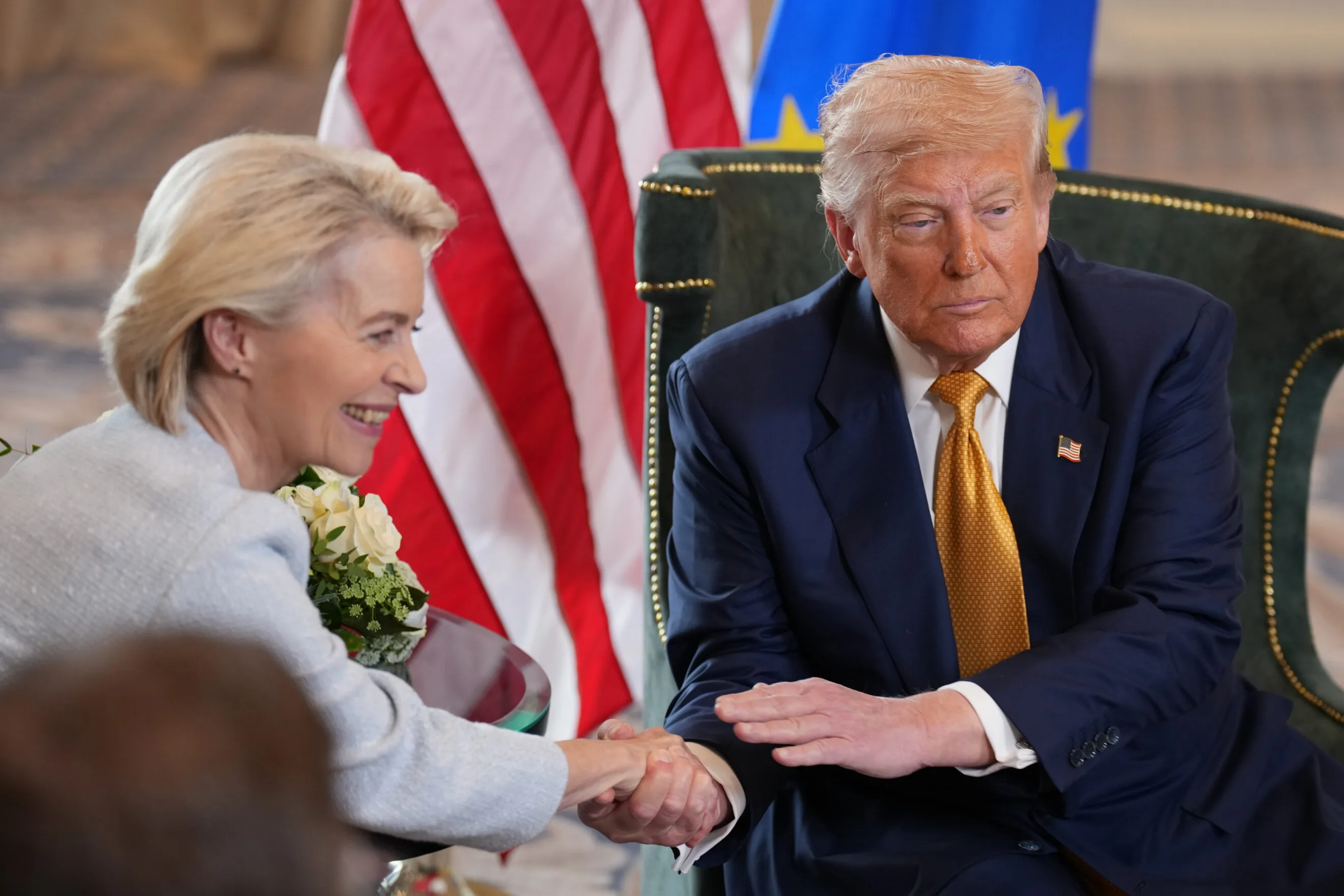 Tarif sebagai Tekanan: Ancaman 35 Persen dari Trump Mengguncang Hubungan Dagang AS–Eropa