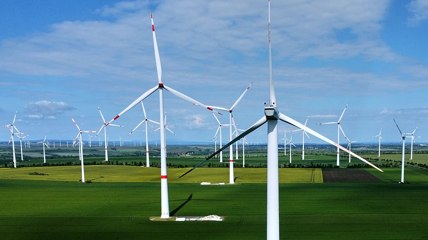 PBB: Ketergantungan Energi Fosil Merongrong Keamanan Nasional, Energi Terbarukan Jadi Solusi