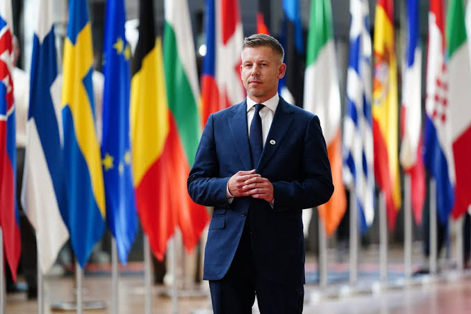 Brussel Mengalah: Akibat Penolakan Keras Hungaria, Uni Eropa Resmi Undur Target Keanggotaan Ukraina